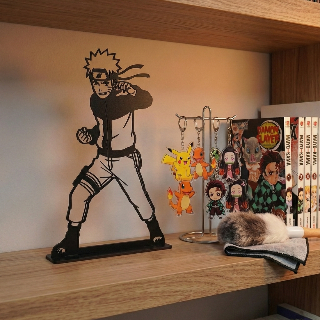 Guía Definitiva: Cómo Limpiar y Cuidar tus Figuras y Accesorios de Anime (Acrílico y MDF)