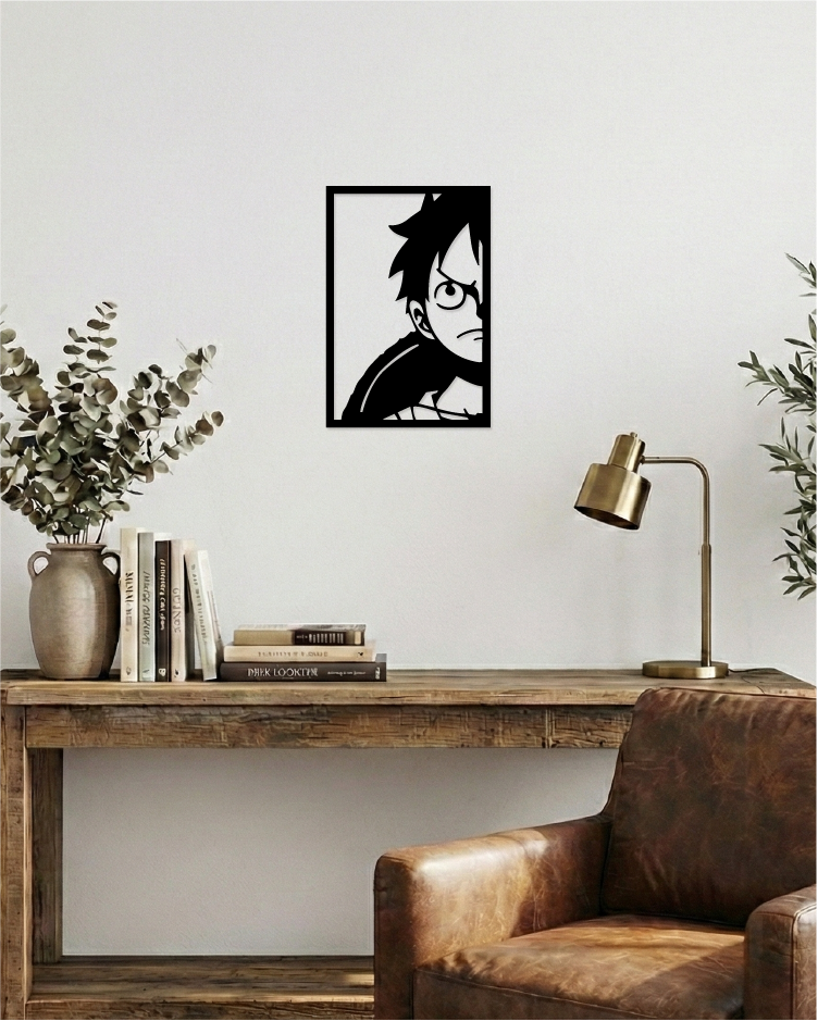 Decoración de oficina con estilo industrial, cuadro calado en madera negra de diseño sobrio inspirado en piratas.