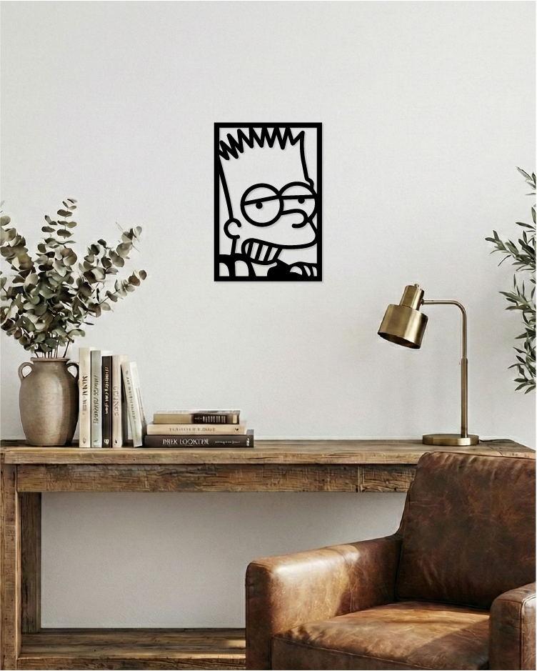 Decoración de oficina con estilo industrial, cuadro calado en madera negra de diseño icónico.